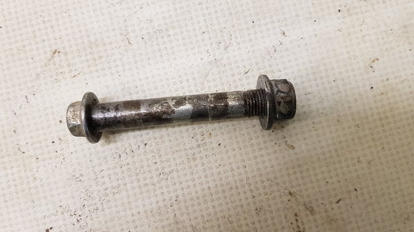 Linkun pultti (SUZUKI RMZ250 2008) 62658-37F10