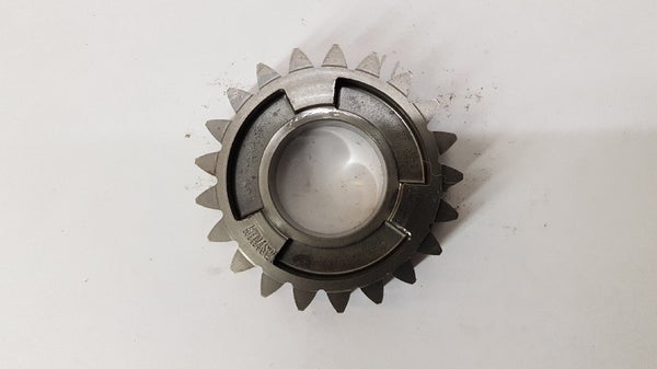 IDLER GEAR 4TH G. 21-T '4S21' (KTM SX250 2004)  54833004000 79333004000