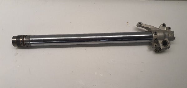 Etuhaarukan liukuputki, vasen &ndash; 46 mm KYB