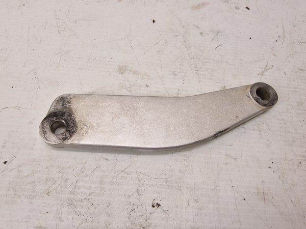 PLATE, ENGINE MOUNT UPPER RH MODEL K8/K9 (SUZUKI RMZ250 2008) 41994-10H10