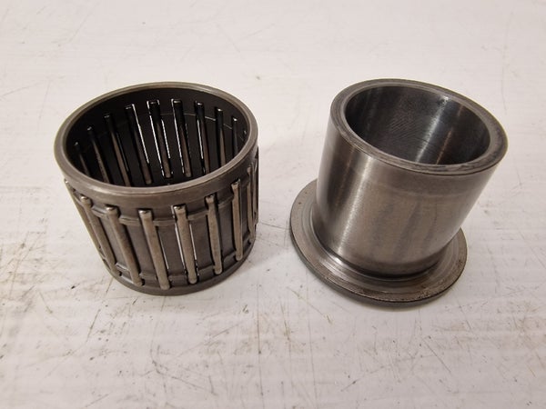 SPACER, PRI DRIVEN GEAR / BEARING, PRIMARY DRIVEN GEAR 28X32X26  (Suzuki RMZ450 2008) 21251-28H00 09263-28042 21251-28H00-000