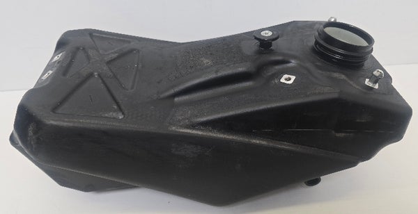 Yamaha YZ450F 2018&ndash;2022 &ndash; Polttoaines&auml;ili&ouml; / Fuel Tank Comp &ndash; OEM BR9-24110-00-00 | Purkuosa