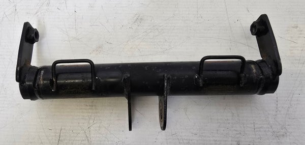 Bracket 4 8EA-47418-10-00 &mdash; Yamaha RX Warrior 2004 RXW10J, purkuosa