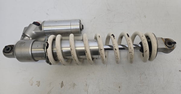 Rear Arm Shock Absorber (Reservoir Type) &ndash; Takapukin iskunvaimennin, lis&auml;s&auml;ili&ouml;llinen &ndash; Lynx BoonDocker 800R E-TEC 2012 503193041