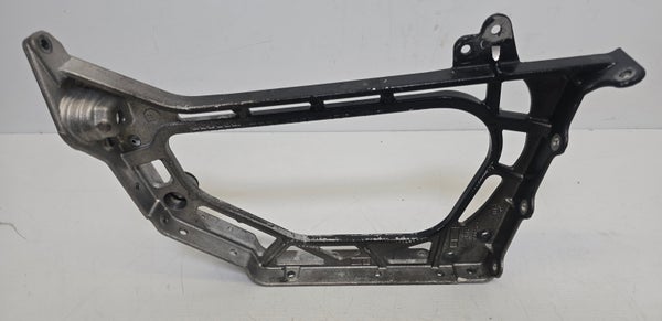 RH Member &ndash; Oikean puolen runkotuki 518326795