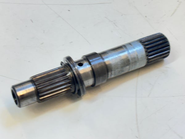 SPINDLE, KICK STARTER (HONDA CR 125 2005 B)  28251-KZ4-000